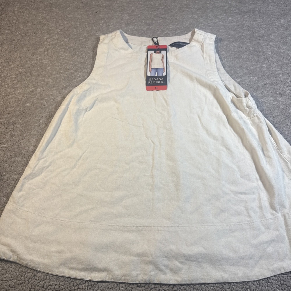 Banana Republic Women's Linen Blend Back Keyhole Sleeveless Top, Cream, medium
